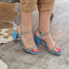 Sandale bleue à talon