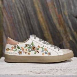 Basket basse fleurie