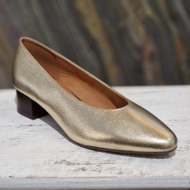 Escarpin doré à petit talon