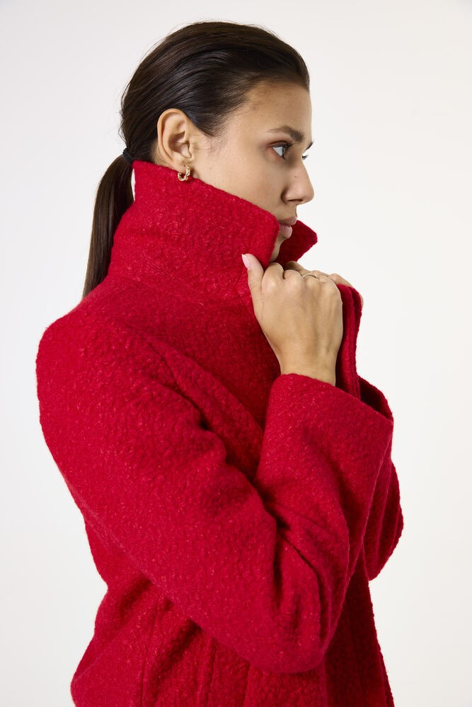 Manteau rouge GARCIA