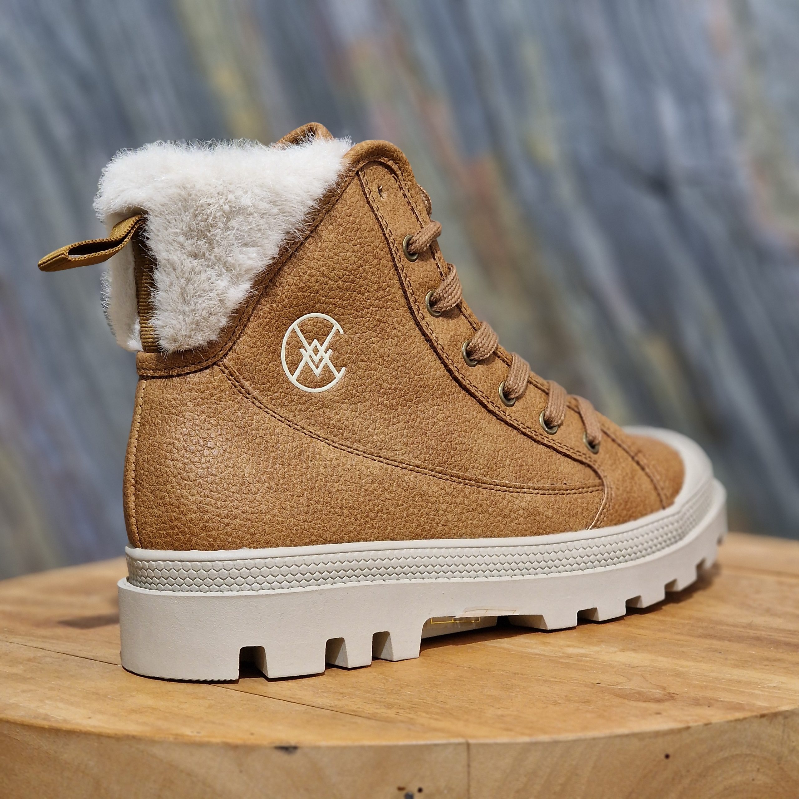 Basket Delta CHATTAWAK montante camel