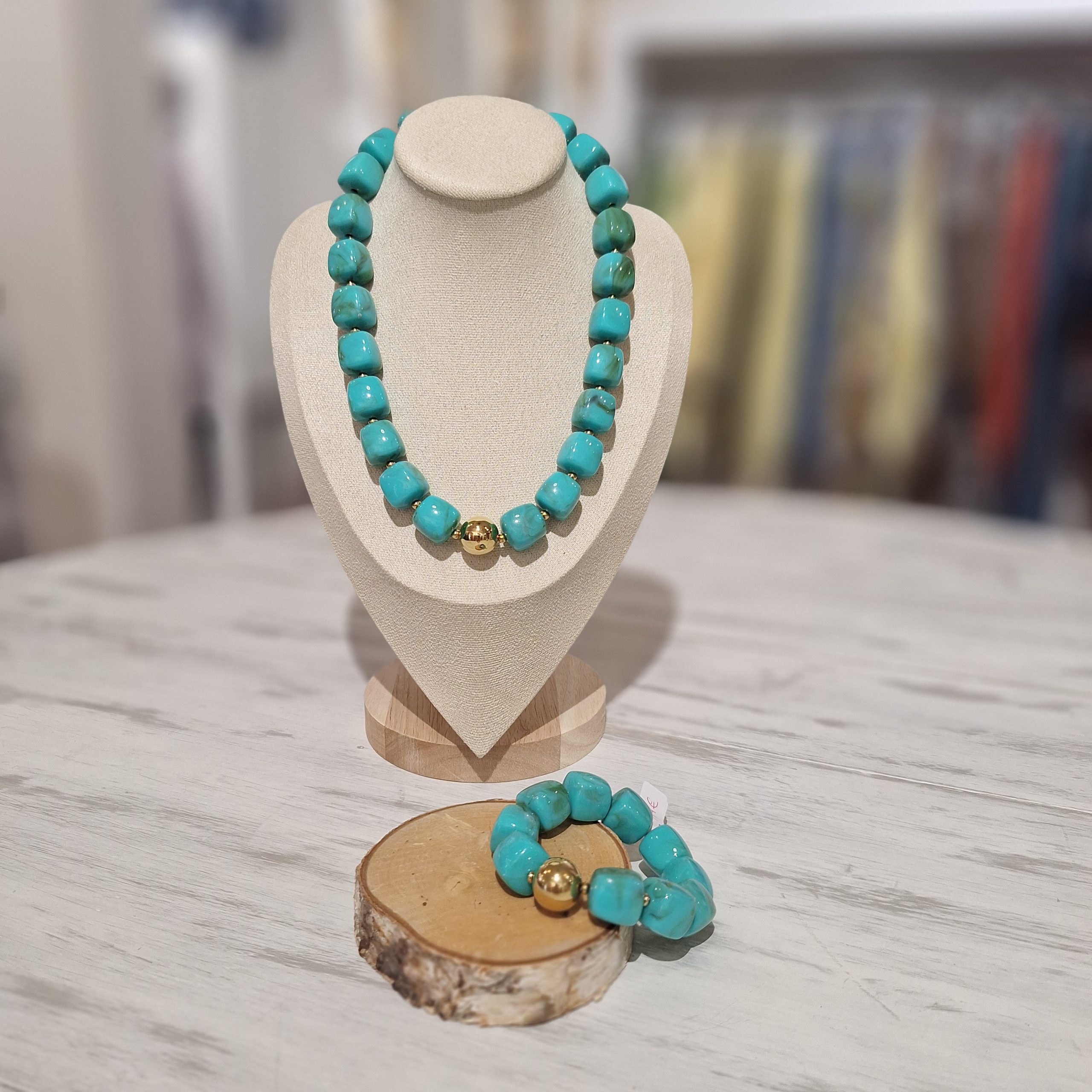 collier fantaisie turquoise perles carrées chic élégant fun reims laon paris soisoons