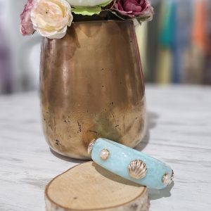 bracelet avec des coquillage de couleur or bleu ciel reims paris soissons laon