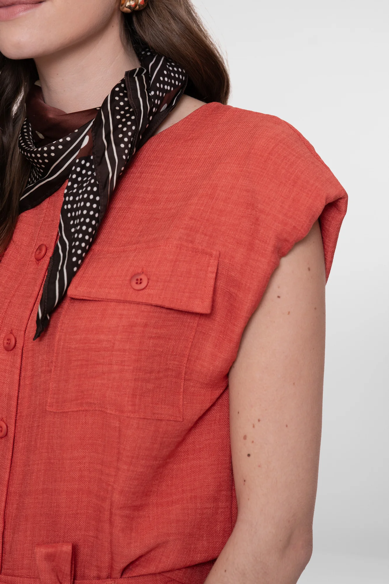 chemisier manches courtes élastiqué en bas du ventre