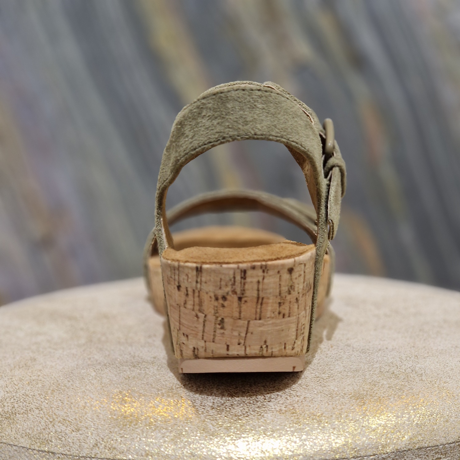 compensé de taille correct semelle en cuir