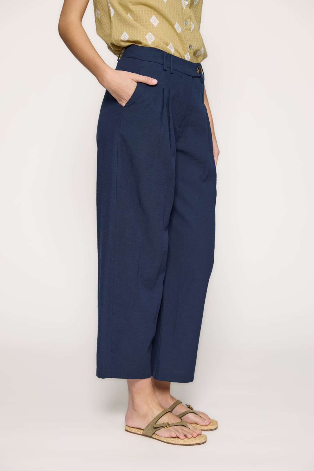 pantalon fluide été léger de couleur marine