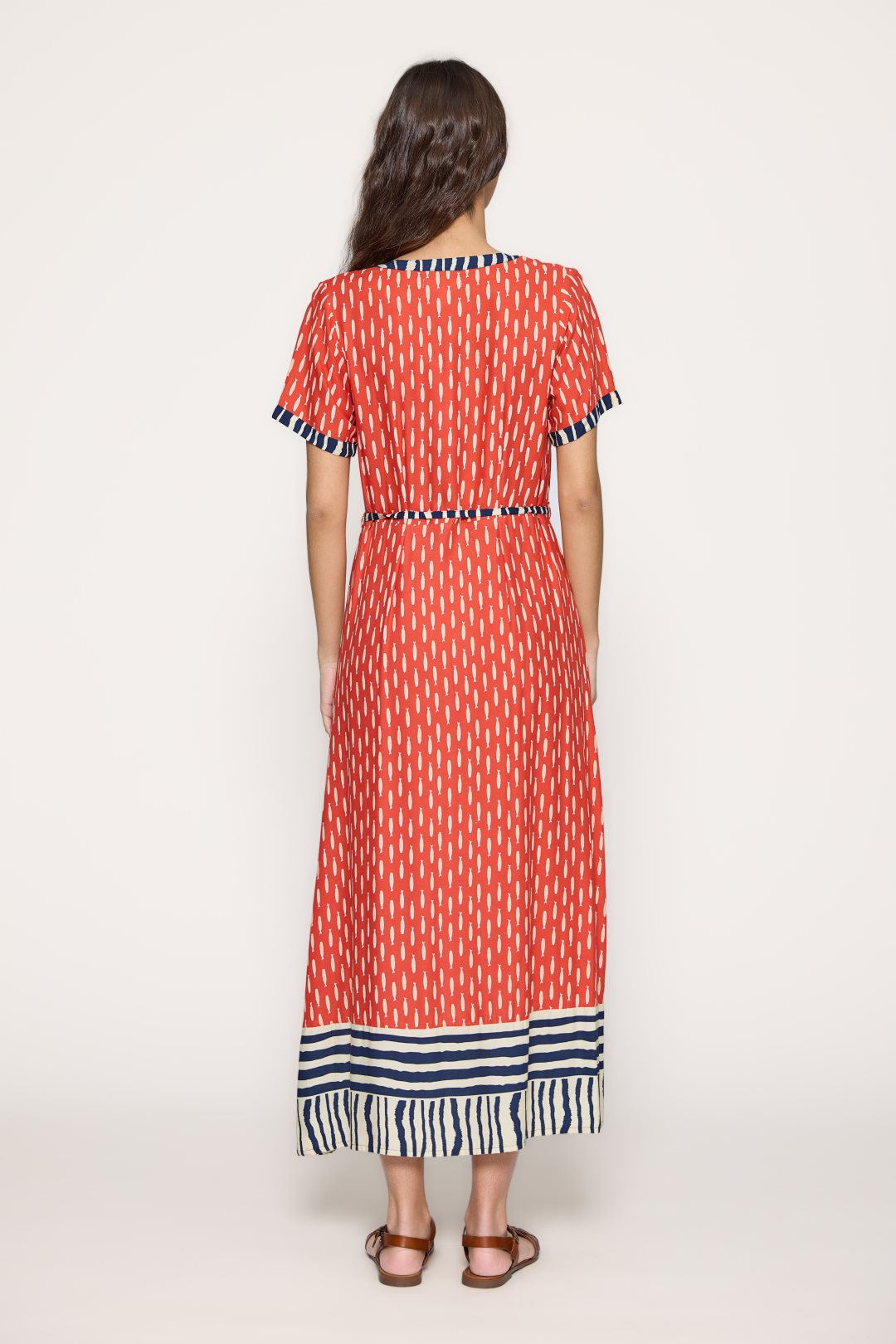 robe longue avec ceinture tissu