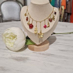 Collier fin avec des pampilles rose et fushia tendance chic fantaisie laon reims soissons paris