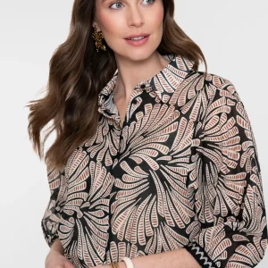 chemisier de la marque geisha noir et camel chic