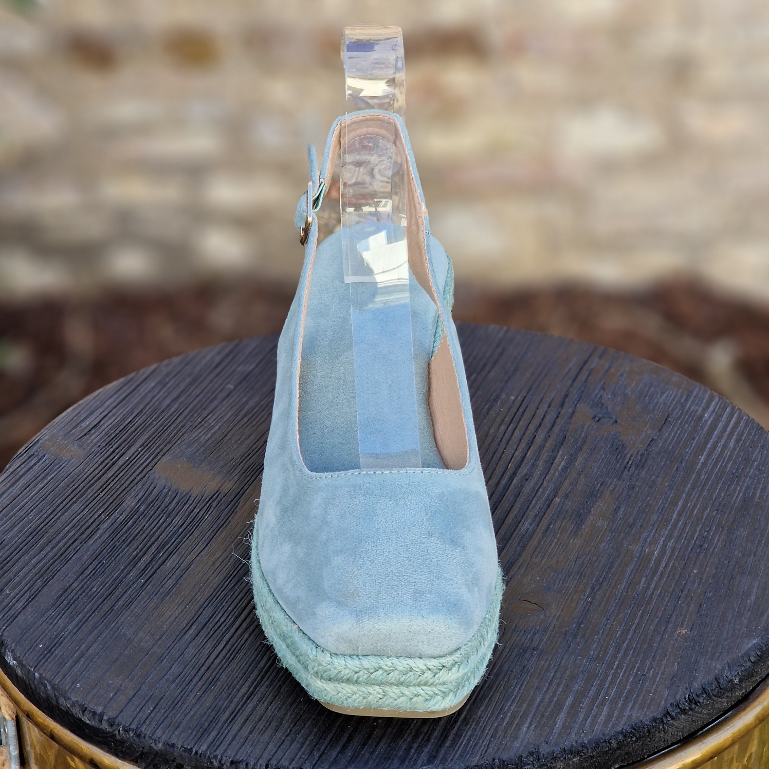 espadrille sandale compensé bout fermé et l'arrière ouvert