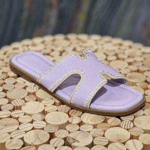 mule claquette plate et ouverte