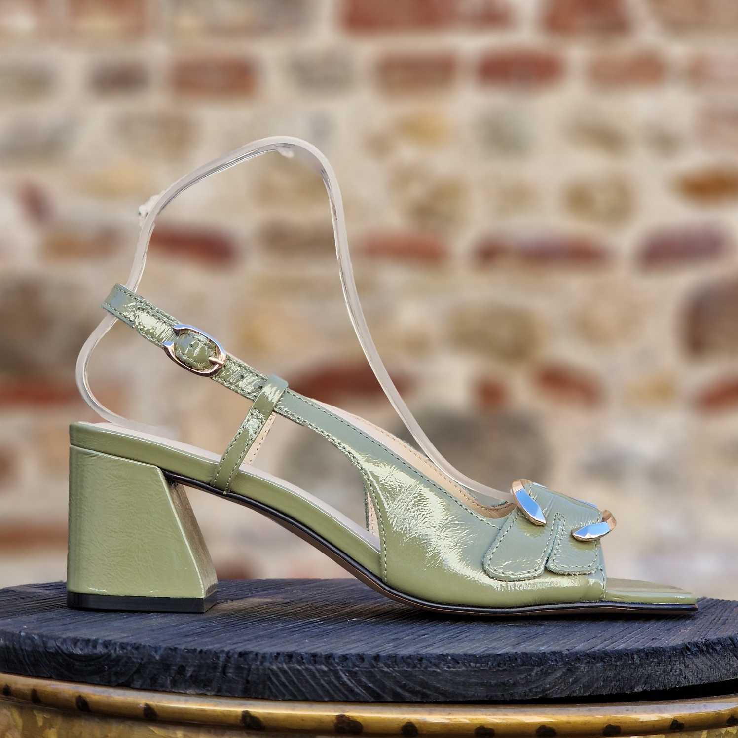 sandale élégante habillé chic