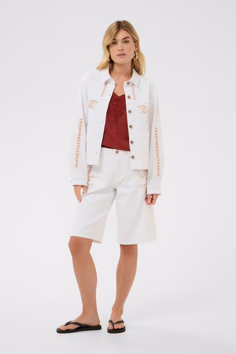 veste blanche brodée orange Cream veste femme style jean chic veste broderie florale femme été veste légère blanche brodée femme veste en jean revisitée femme élégante veste bohème chic brodée
