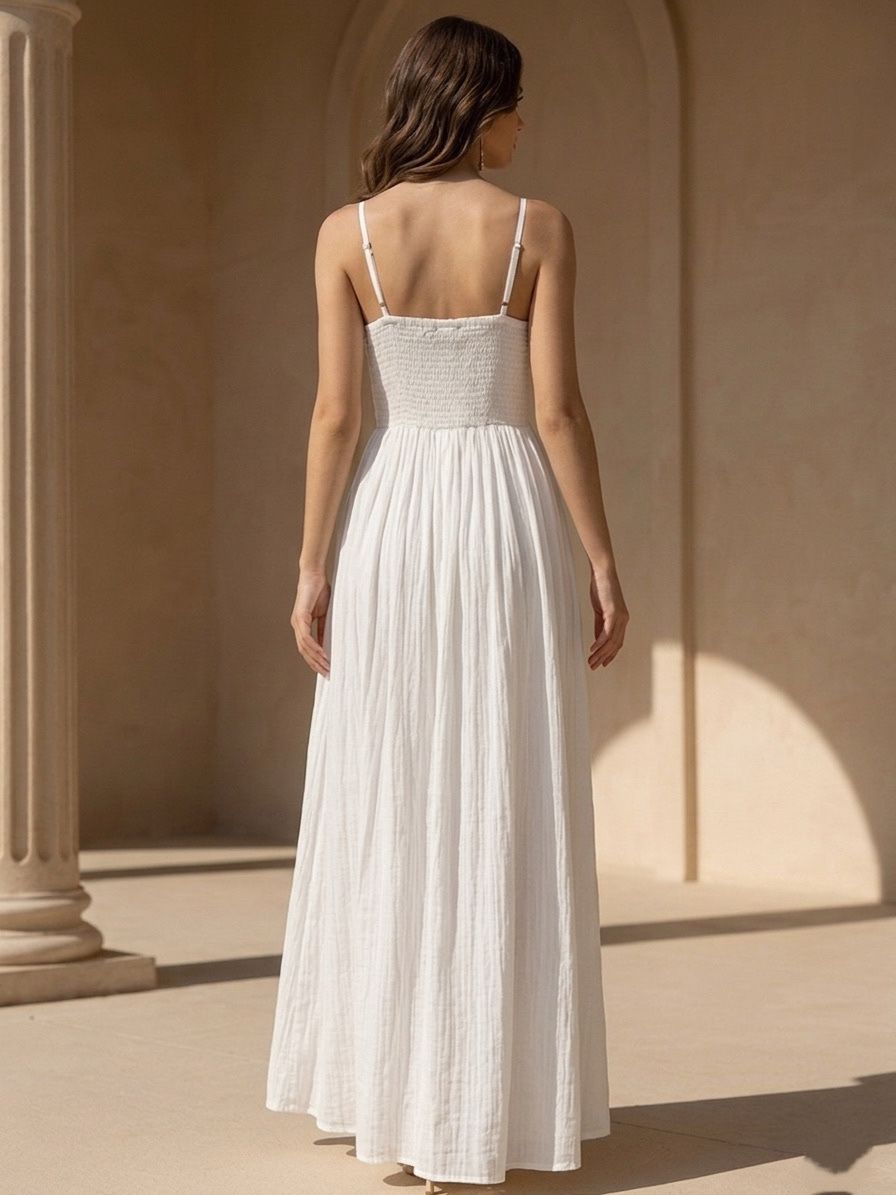 robe longue été, robe chic femme, robe baptême invitée, robe de cérémonie bohème, robe décolleté V femme, robe légère femme, robe vacances chic, robe féminine tendance, robe longue habillée, robe bohème romantique, robe broderie artisanale, robe élégante été, mode bohème chic femme, robe blanche brodée. laon reims paris soissons