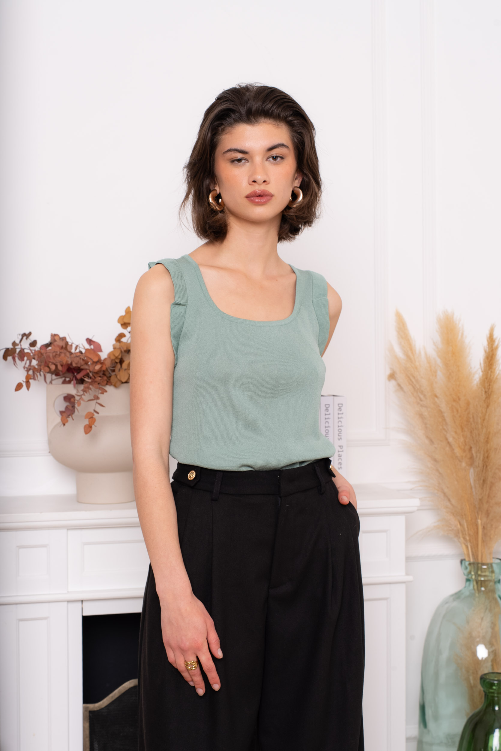 débardeur femme, débardeur maille, débardeur vert, débardeur vert d'eau, top en maille femme, débardeur à volants, débardeur encolure carrée,