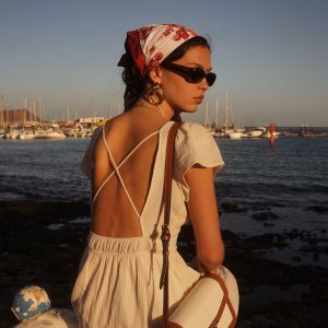 robe vacances, robe plage chic, robe élégante femme, robe en coton, mode femme, boutique prêt-à-porter féminin. Ô trésor de MargÔ