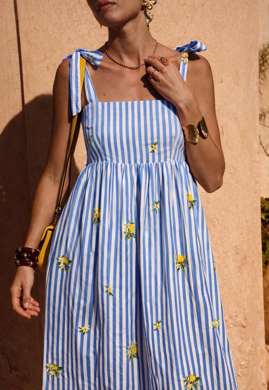 robe midi grande taille, robe longueur midi femme, robe rayée bleue femme, robe rayures bleu ciel,