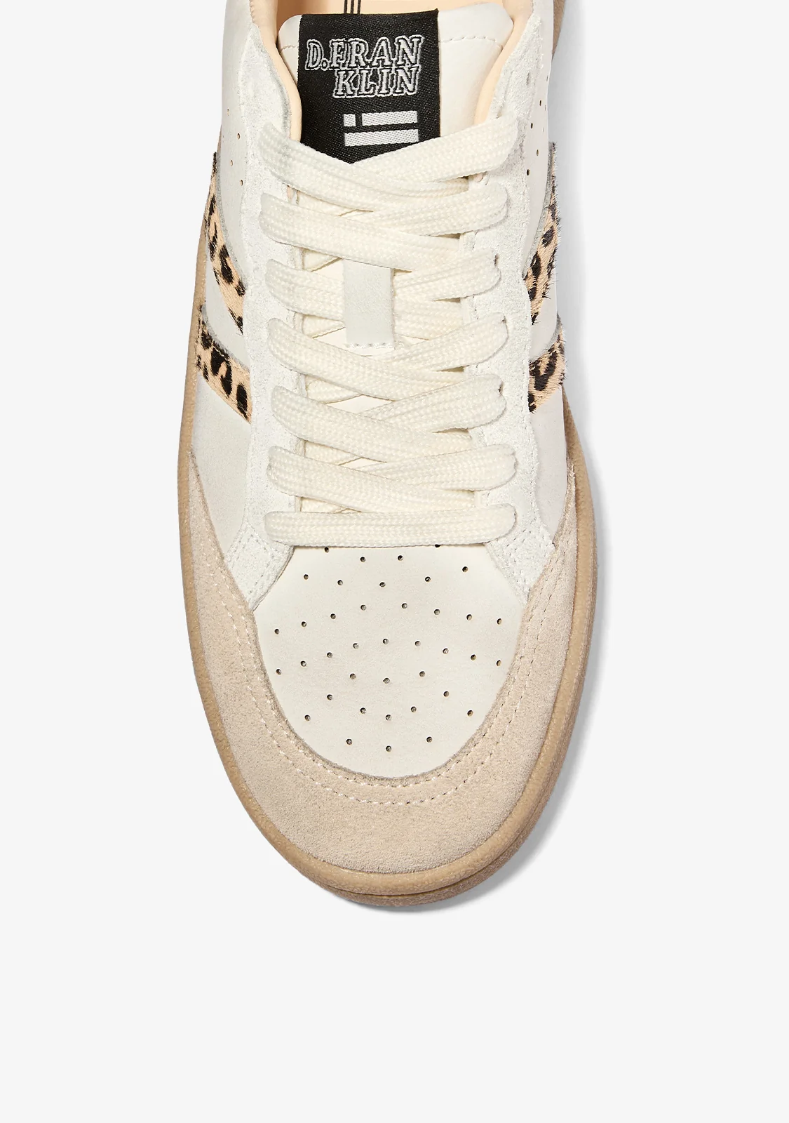 baskets casual chic, sneakers mode femme, baskets blanches, chaussures confort femme, sneakers plateforme femme, baskets suédine femme, chaussures lifestyle femme