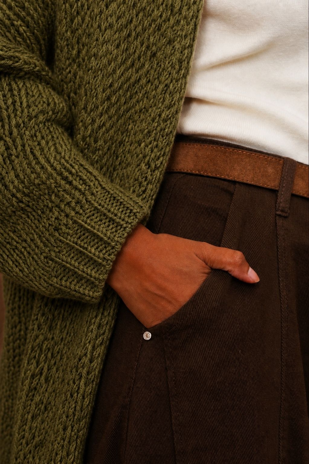 Gilet grosse maille oversize Gilet maille épaisse Gilet cocooning Gilet casual chic Gilet manches longues Gilet confortable Gilet automne hiver Gilet kaki femme Gilet élégant Gilet bohèmeGilet femme Gilet grosse maille Gilet kaki Gilet oversize Gilet bohème chic Gilet sans boutons Gilet en maille Gilet chaud femme Gilet tendance Mode femme