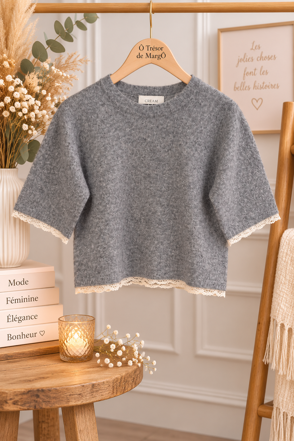 pull gris femme, pull gris CREAM, pull maille femme, pull gris dentelle, pull manches coude femme, pull manches courtes gris, pull dentelle femme, pull gris chiné, pull femme romantique, pull casual chic, pull maille douce, pull femme tendance, pull gris écru, mode femme CREAM, Ô Trésor de MargÔ
