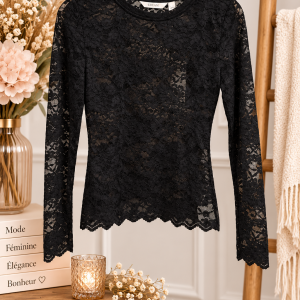 résille noire femme, résille dentelle noire, top dentelle noir, haut dentelle femme, top noir manches longues, résille CREAM, Pitia CREAM, top Pitia noir, dentelle florale, top transparent femme, haut féminin chic, top casual chic, dentelle élégante, mode femme, Ô Trésor de MargÔ✨ Modèle : Pitia 🤍 Marque : CREAM 🖤 Coloris : Noir 🌸 Dentelle florale ajourée 👚 Manches longues ⭕ Encolure ronde ✨ Finitions festonnées 💕 Coupe ajustée 🌿 Matière extensible 📏 Longueur aux hanches